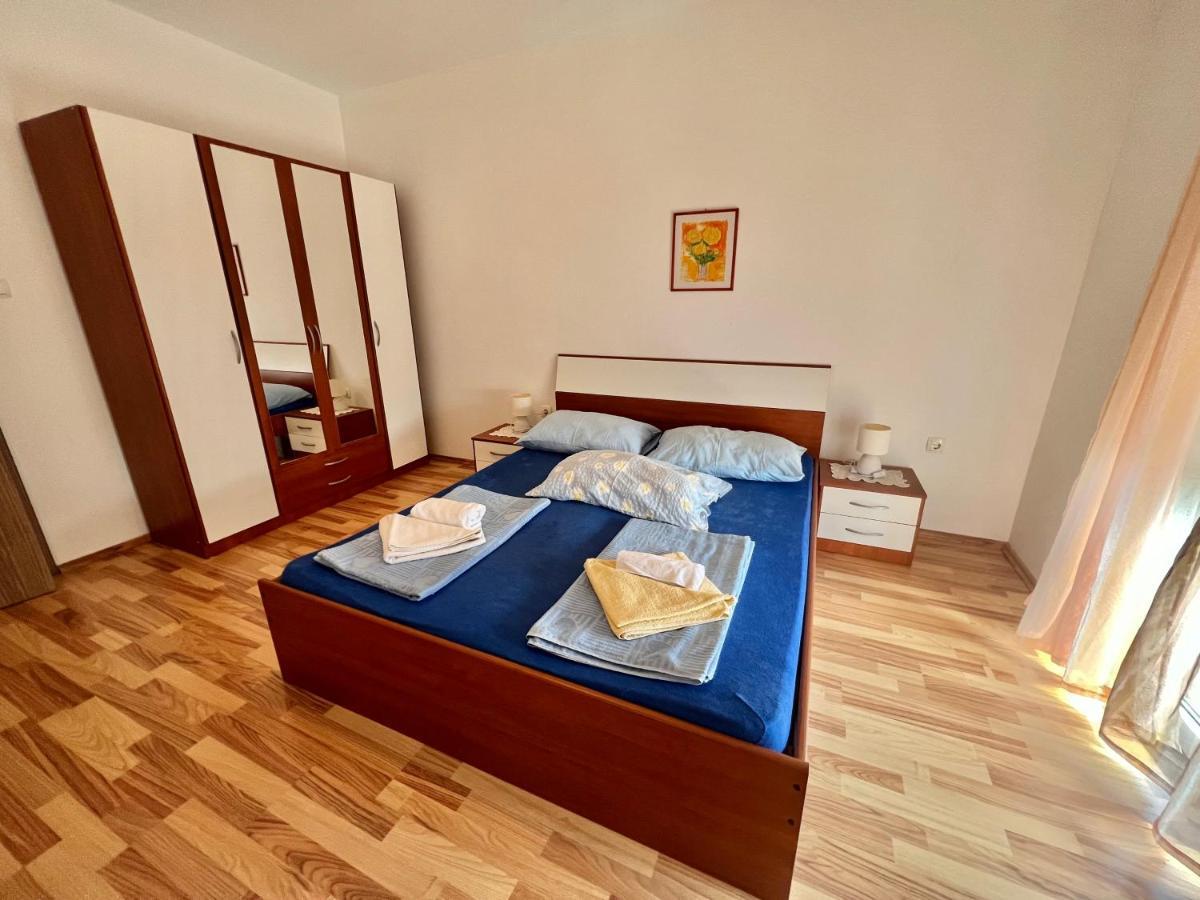 Apartmani Marija Dramalj Exterior foto