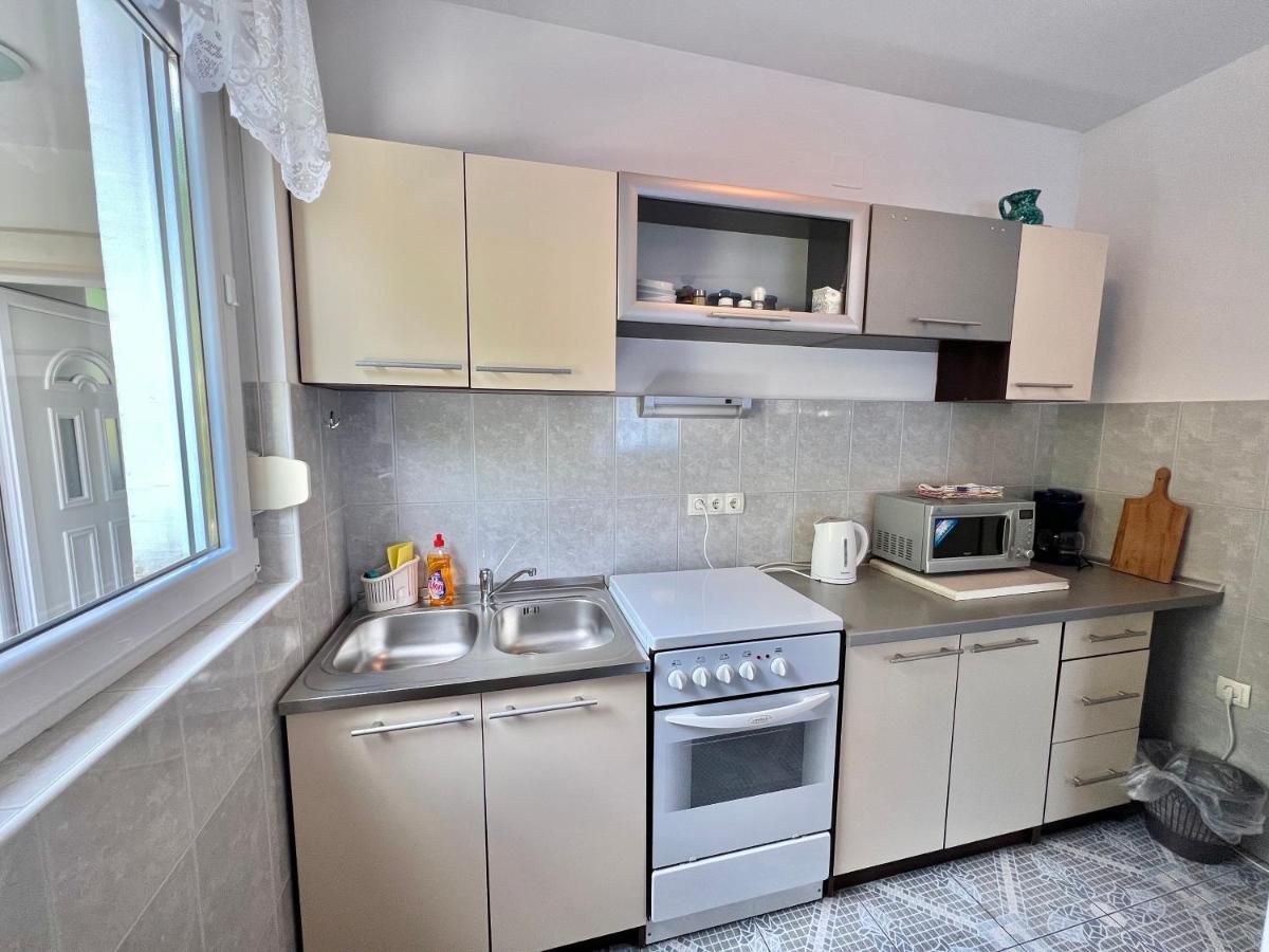 Apartmani Marija Dramalj Exterior foto