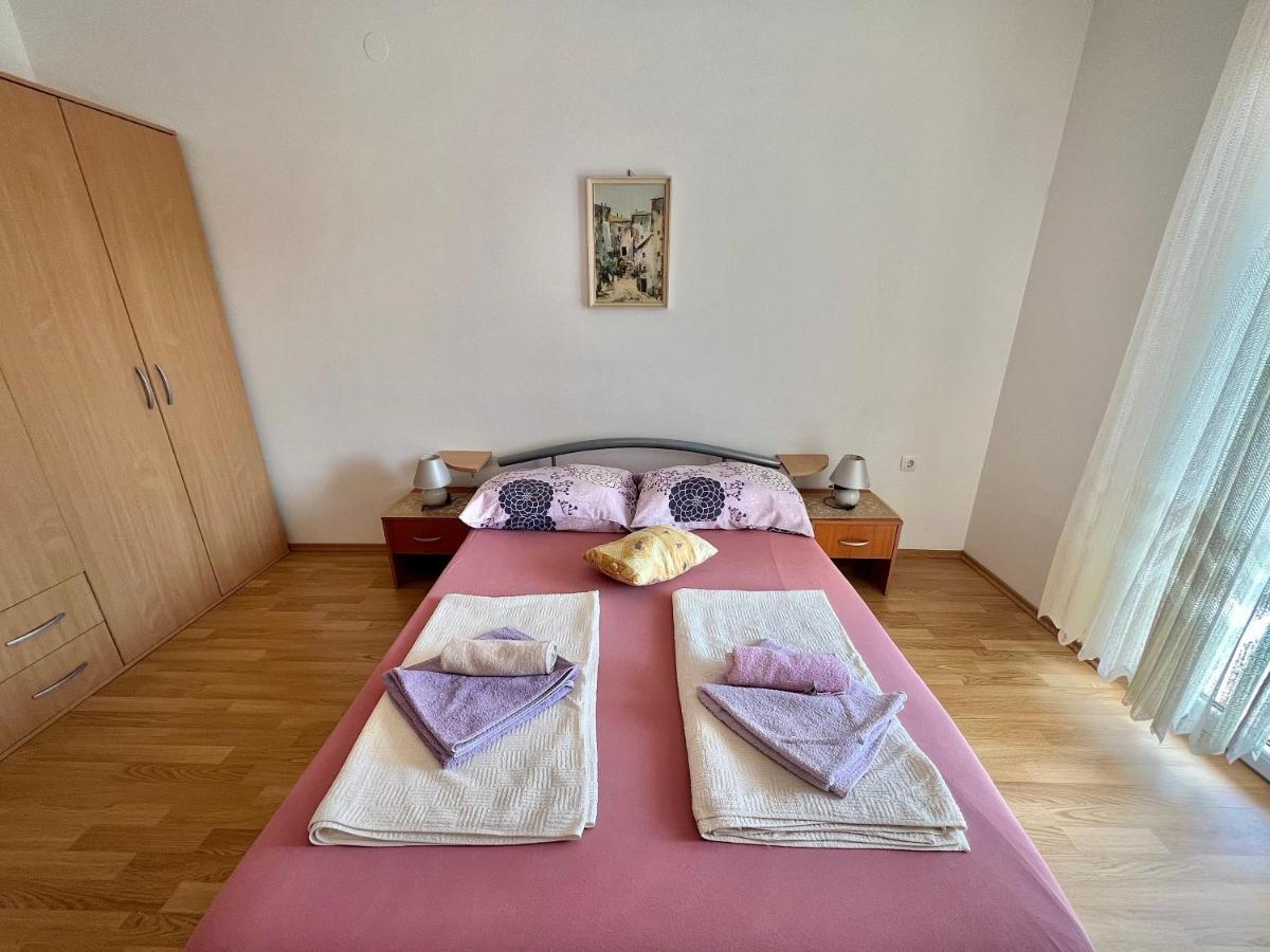 Apartmani Marija Dramalj Exterior foto